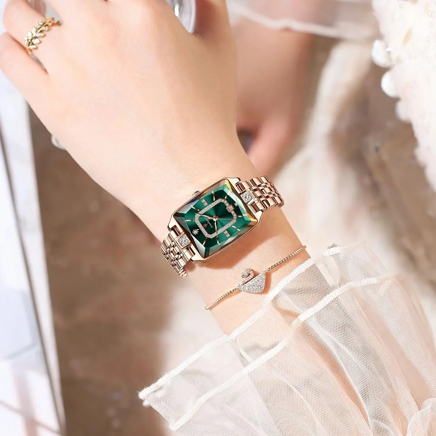 POEDAGAR Luxury Brand Ladies Wristwatch